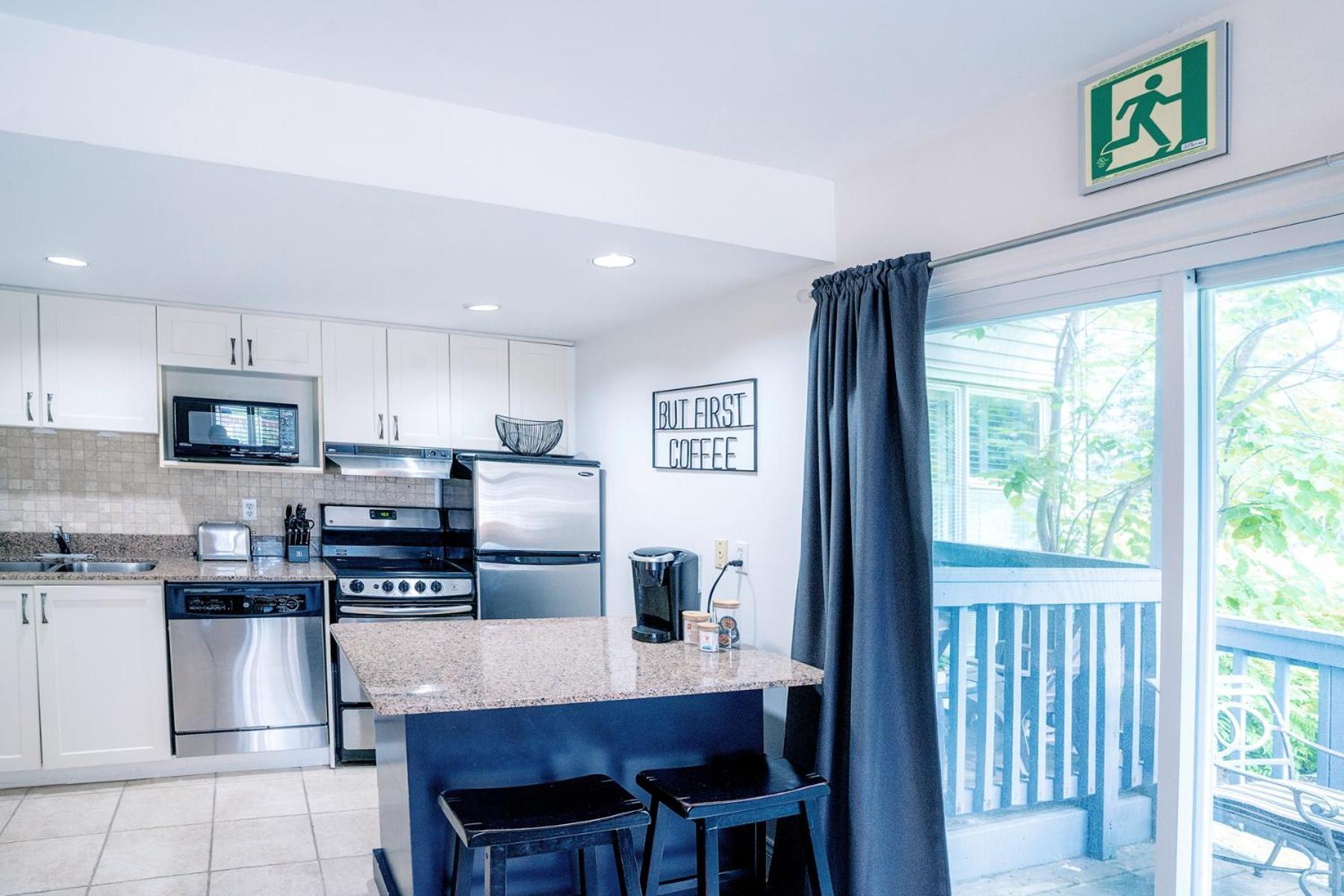 Gorgeous Studio Condo In Blue Mountains Sleeps 4 Luaran gambar