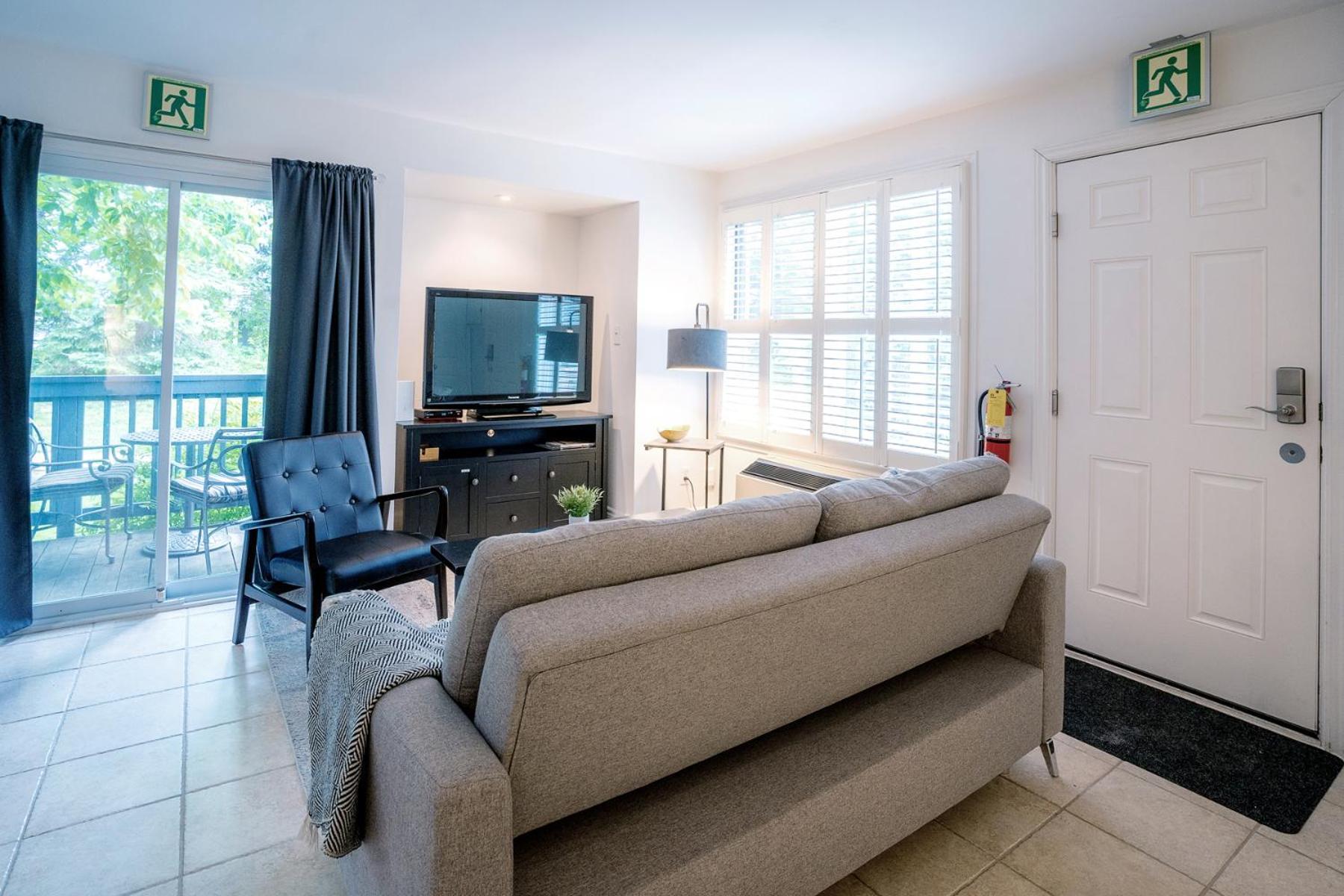 Gorgeous Studio Condo In Blue Mountains Sleeps 4 Luaran gambar